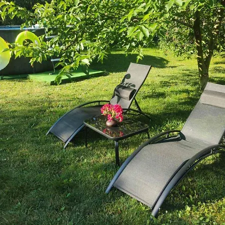 Apartament Зелена Вілла -Басейн,Тераса, Квіти, Сад Użhorod